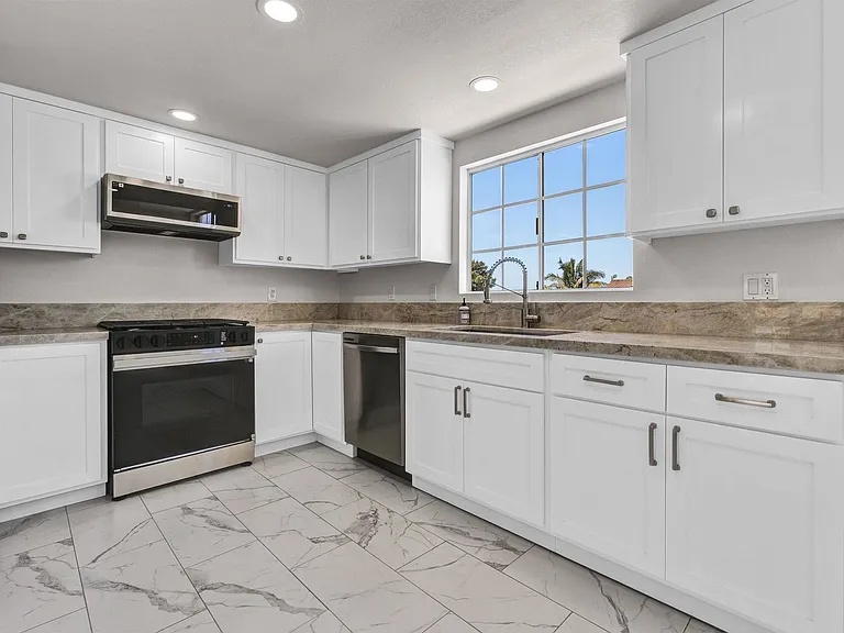 203 N Lucia Ave #3 — Photo 13