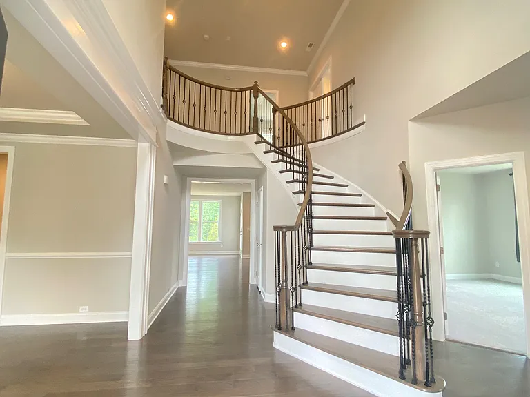 406 Gartrell Way — Photo 2