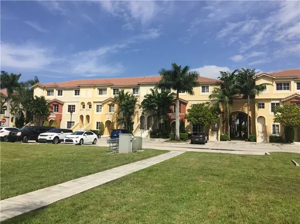 12421 SW 50th Ct APT 327, Miramar, FL 33027
