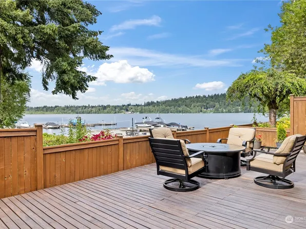 17534 NE 38th Ct #C-17, Redmond, WA 98052