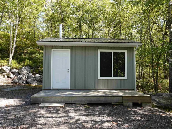 287 Long Lake Rd, Halifax, NS B3Z 4H2