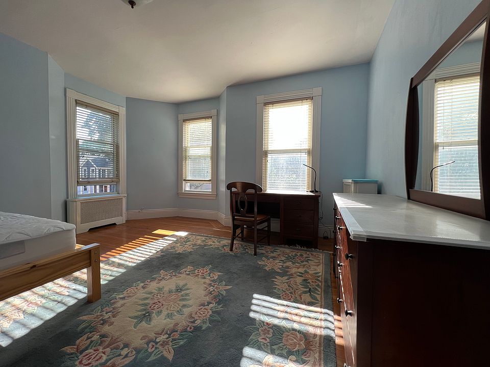 1st image of 12 Elm St