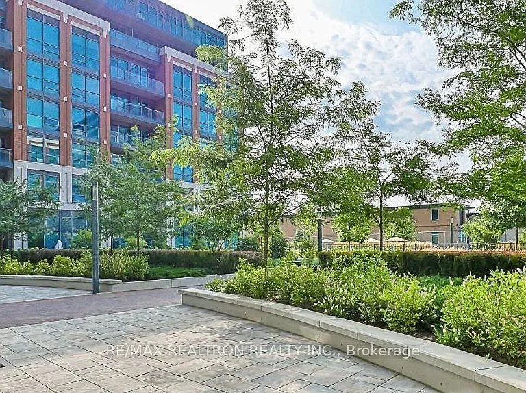 31 Tippett Rd #636 — Photo 30
