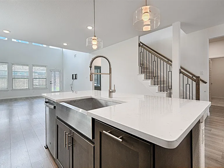 3511 Clara Dr — Photo 9