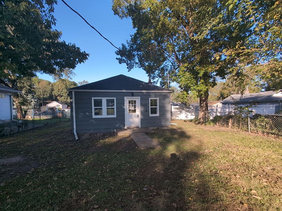 1st image of 1420 E 36th Ct
