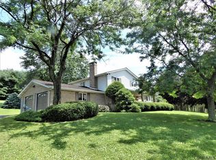 721 Maple Springs Rd, Hollsopple, PA 15935