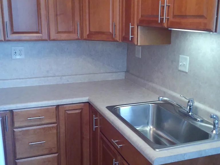 113 Laurel St W #4 — Photo 5
