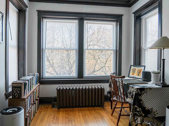 4th image of 4908-4918 N Glenwood Ave #4908-2N