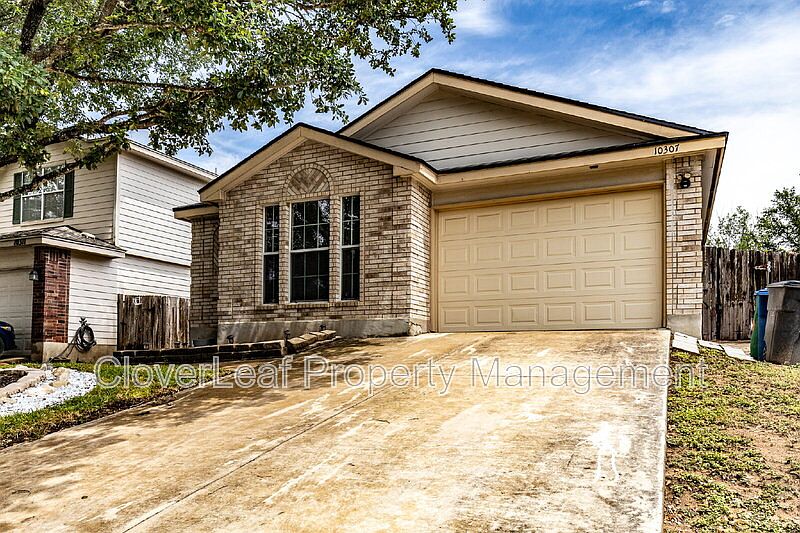 10307 Tiger Hunt, San Antonio, TX 78251 | Zillow