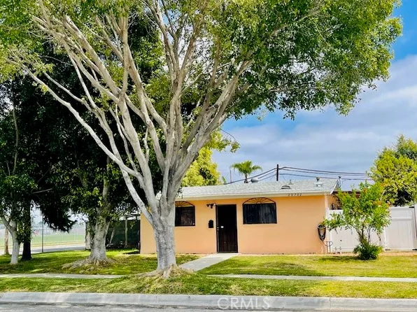 20702 Elaine Ave, Lakewood, CA 90715