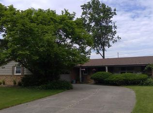 3211 Jonquil Dr, Fort Wayne, IN 46815