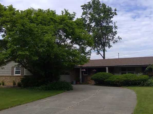 3211 Jonquil Dr, Fort Wayne, IN 46815