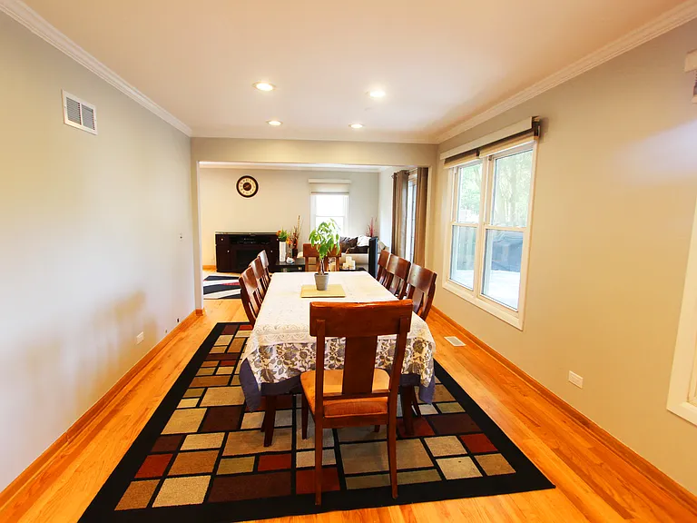 172 E Fox Hill Dr — Photo 6