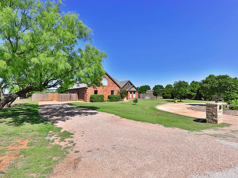 342 Pilgrim Rd — Photo 47