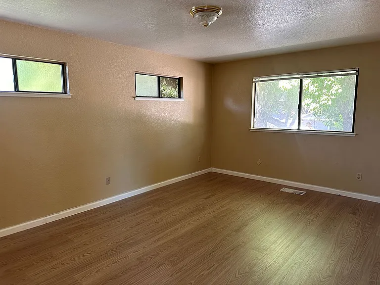 316 N Central Ave — Photo 21