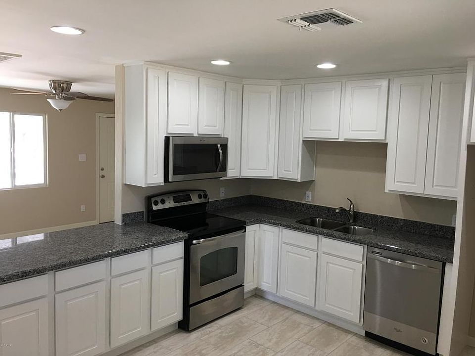 1st image of 11231 W Connecticut Ave