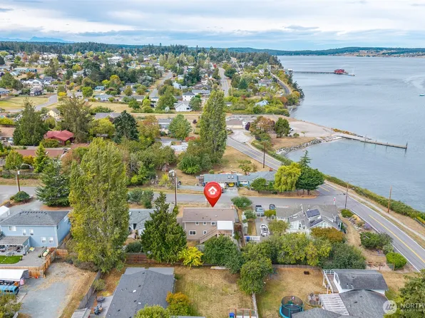 809 NE Perkins Street, Coupeville, WA 98239