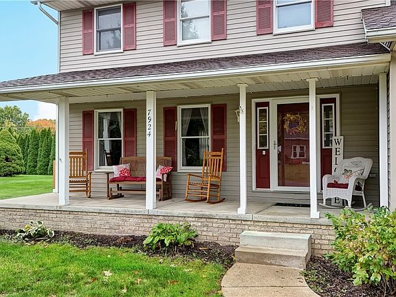 4th image of 7924 Chablis Dr NW