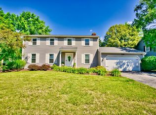 529 Warwick Dr, Naperville, IL 60565