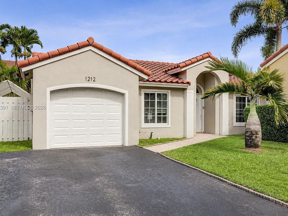 1st image of 1212 NW 125th Ter