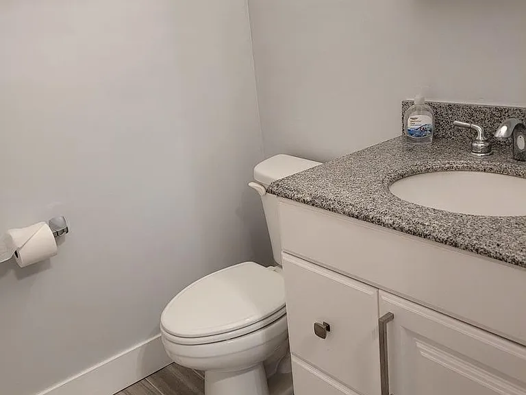 Full Bathroom on the 2nd floor