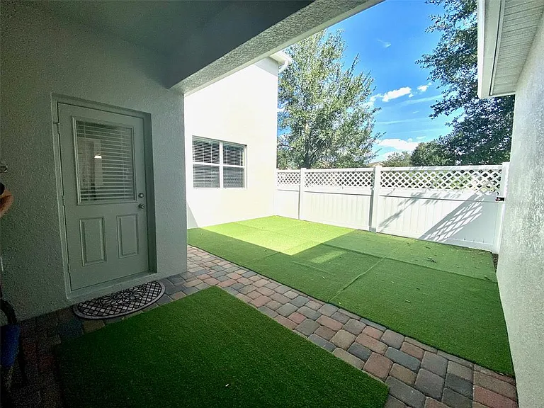 12802 Strode Ln — Photo 13