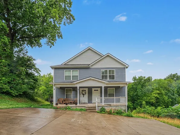 906 E Happy Hollow Dr, Clarksville, TN 37040