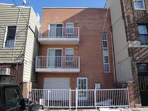 1st image of 2539 21st St