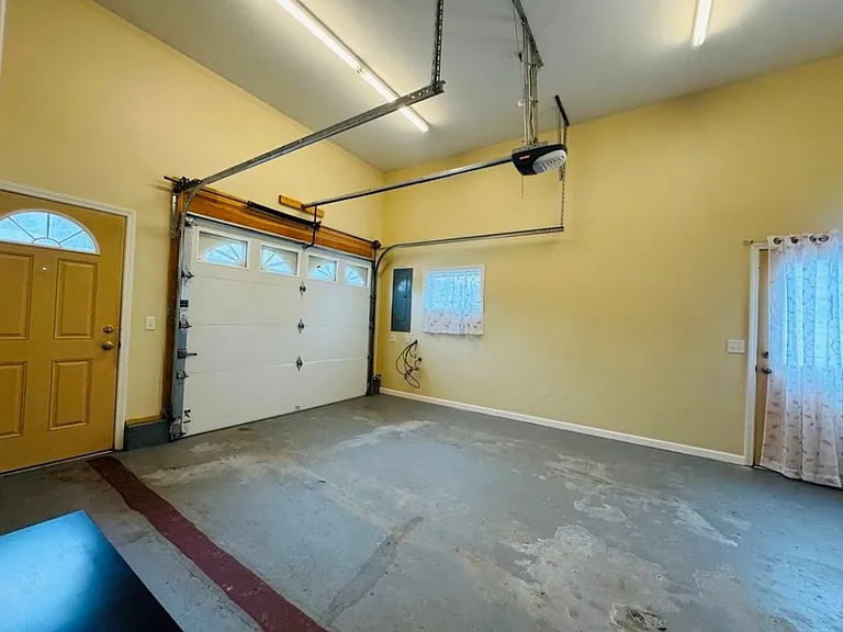 1314 Airport Rd — Photo 13
