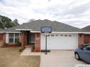 284 Shadow Ct SW, Huntsville, AL 35824