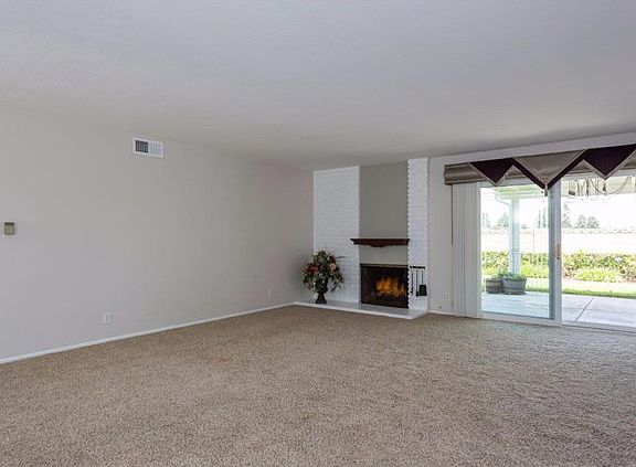 3rd image of 12382 Topaz St