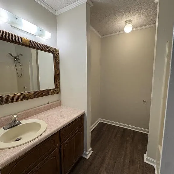 327 Bonnie Dr — Photo 11