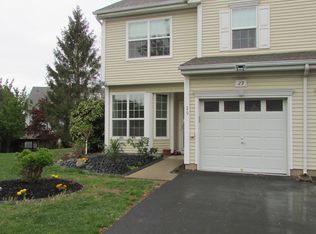 29 Tall Oaks Ct #2901, Parlin, NJ 08859