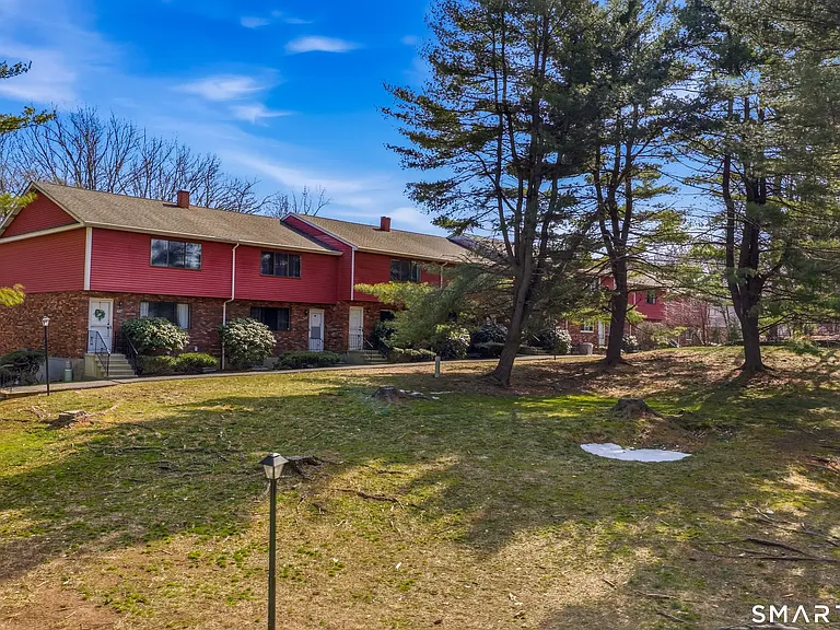 631 Churchill Dr #631 — Photo 14