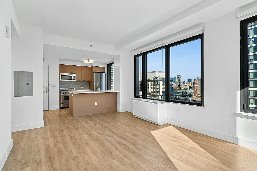 145 Clinton Street — Photo 2