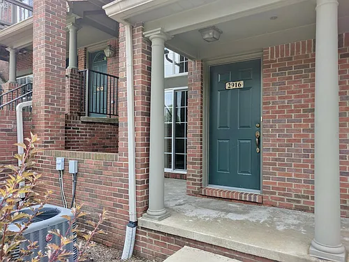 2916 Barclay Way Photo 1