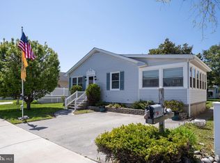 14007 Sailing Rd, Ocean City, MD 21842