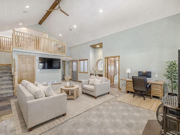 3rd image of 26196 Rea Avenue