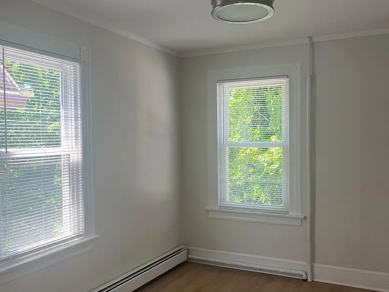 152 Forest St #B — Photo 8