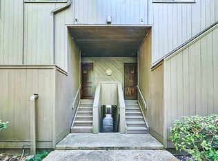 378 Litchfield Ln, Houston, TX 77024