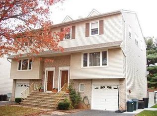21A Garden Dr, Elmwood Park, NJ 07407