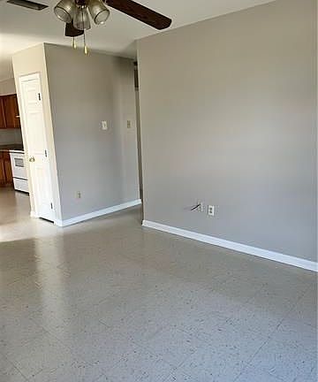 3rd image of 9108 Amour Dr
