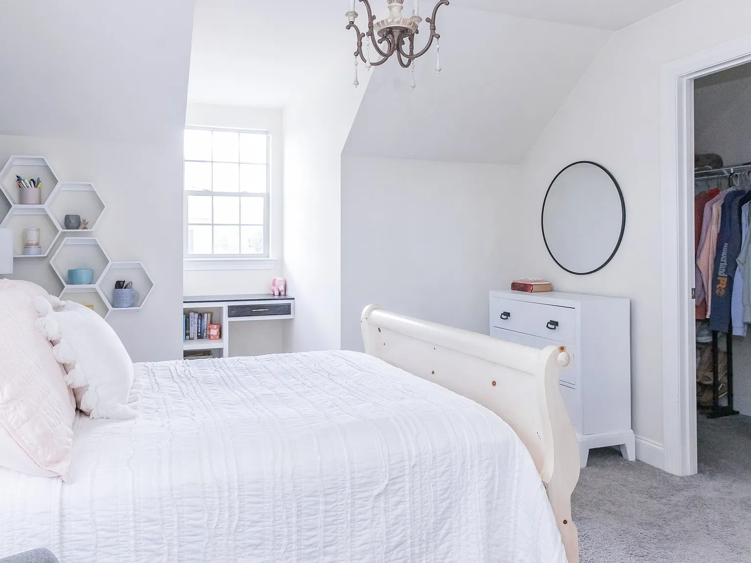 4 bed, 3.5 bath, 3519 sqft, $5,100 — Photo 4