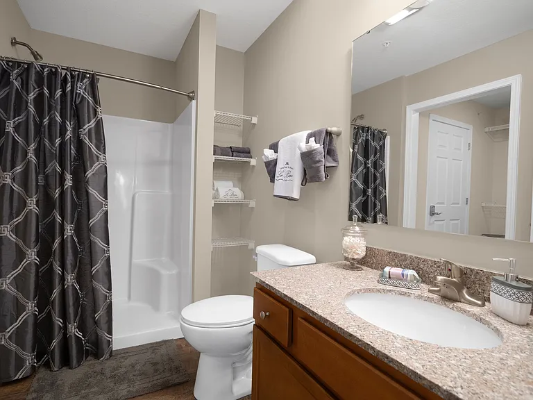 Redwood Plainfield — Photo 13