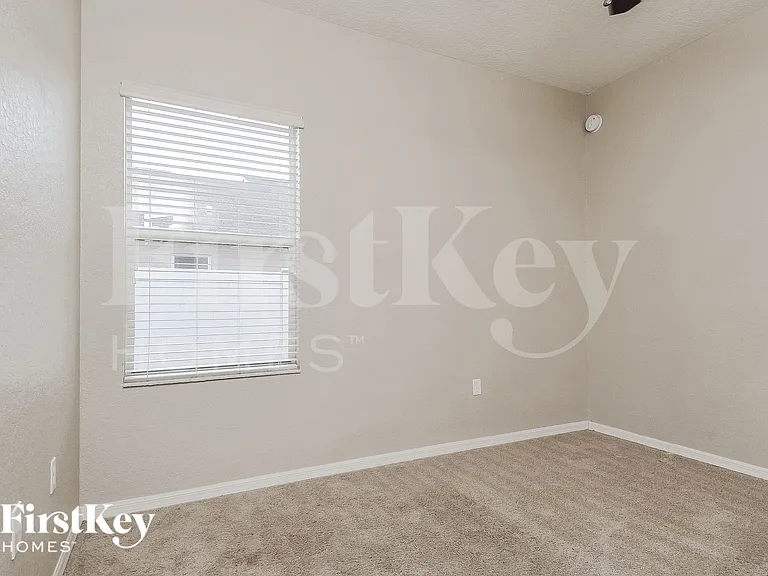 10611 Carloway Hills Dr — Photo 13