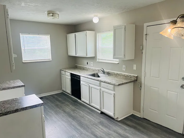 9702 Gaylord Ave — Photo 9