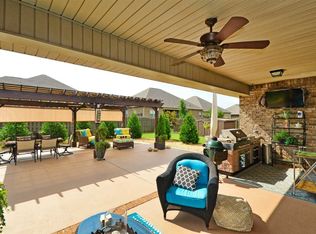 9 Queensland Dr SW, Huntsville, AL 35824