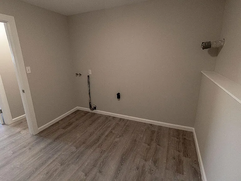 7304 N Moberly Dr #B — Photo 18