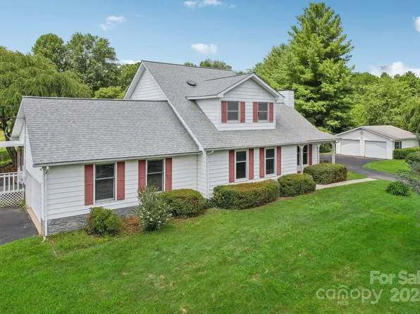 434 Case Cove Rd, Candler, NC 28715