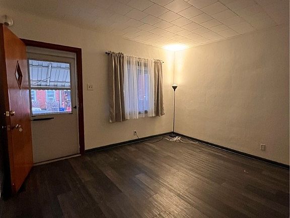 4th image of 5124 Carnegie St